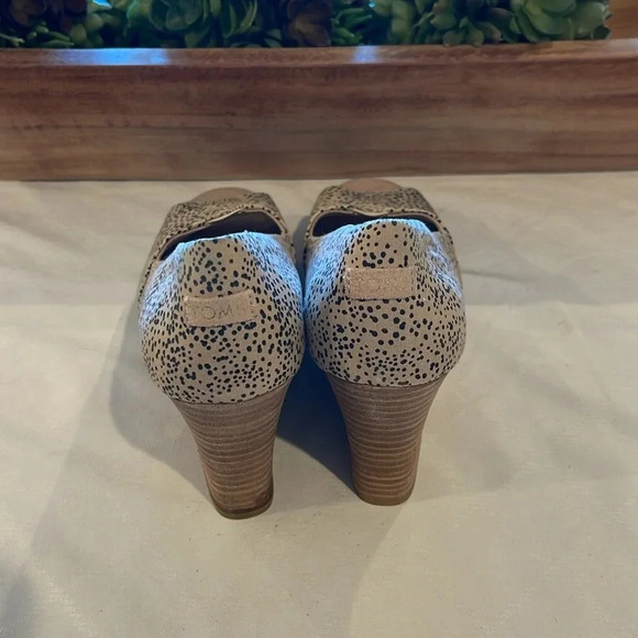 Toms women’s cheetah print Michelle wedge peep toe shoes heels sandals size 7.5 - Picture 5 of 6